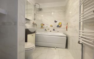 Camere spatioase!Vanzare apartament cu 2 camere, Targoviste - Micro 11 - Poză 10