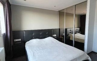 Apartament 2 camere decomandat, 5 min de metrou si de Parcul Tineretului - Poză 3