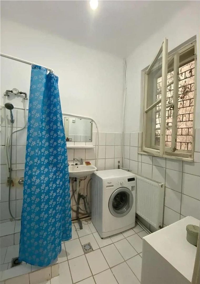 Apart 1 cam Balcescu parter centrala proprie - Poză 6