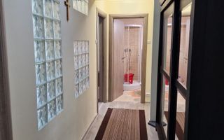 Apartament renovat, mobilat, cu centrală termică, în zona Tătărași, Iași - Poză 3