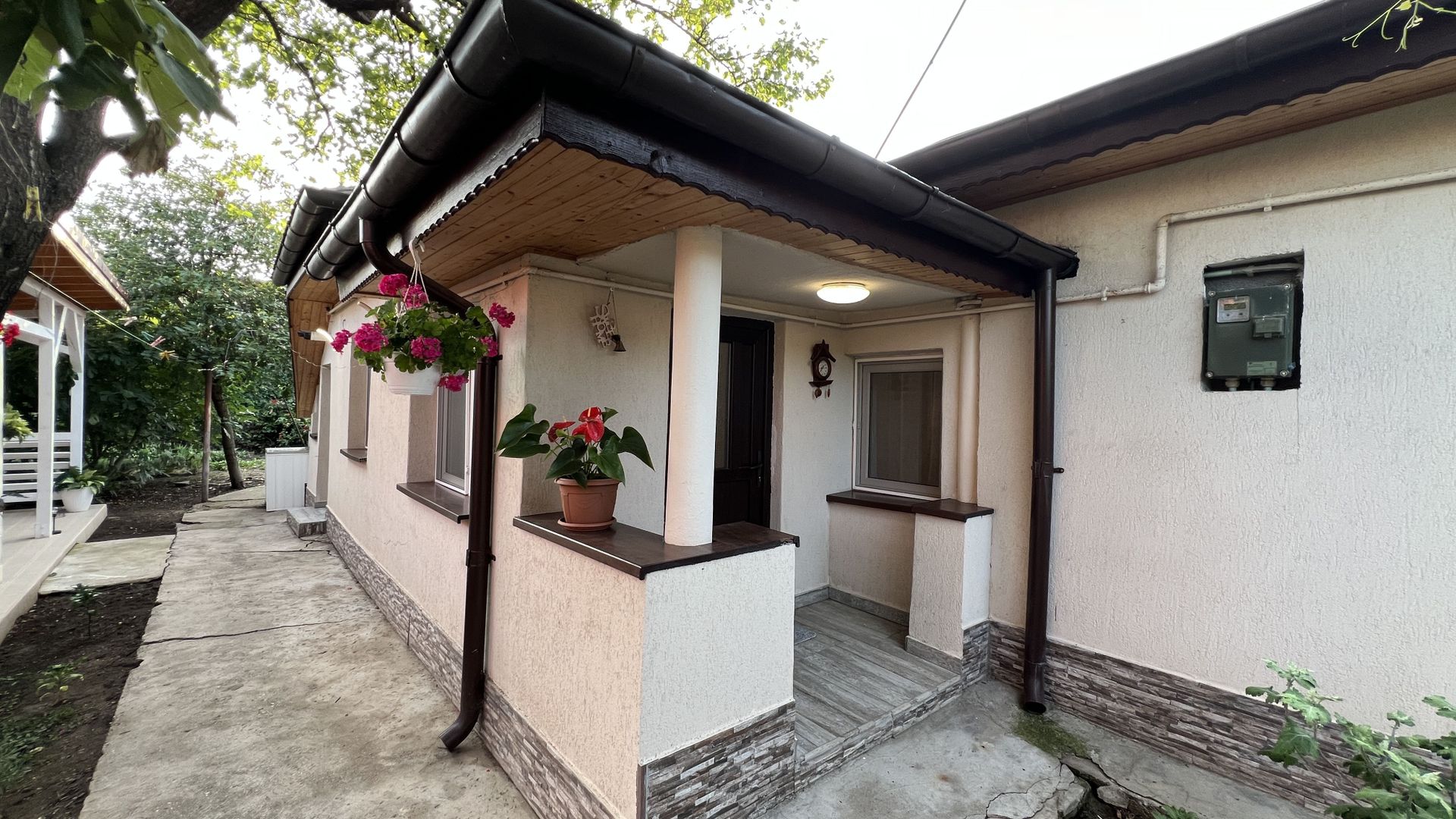 Casa individuala cu teren 386mp in zona Cora Alexandriei - Poză 4