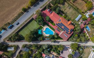 Resedinta premium| Teren de tenis | Piscină încălzită | Infrastructură completă! - Poză 2