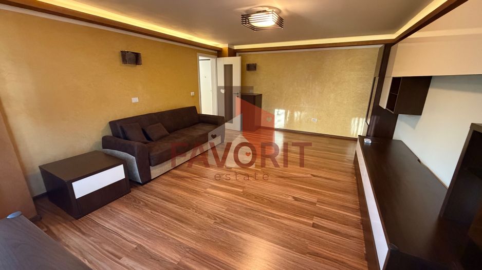 Etaj 2. Disponibil imediat. Garaj. Pozitie excelenta - Poză 3