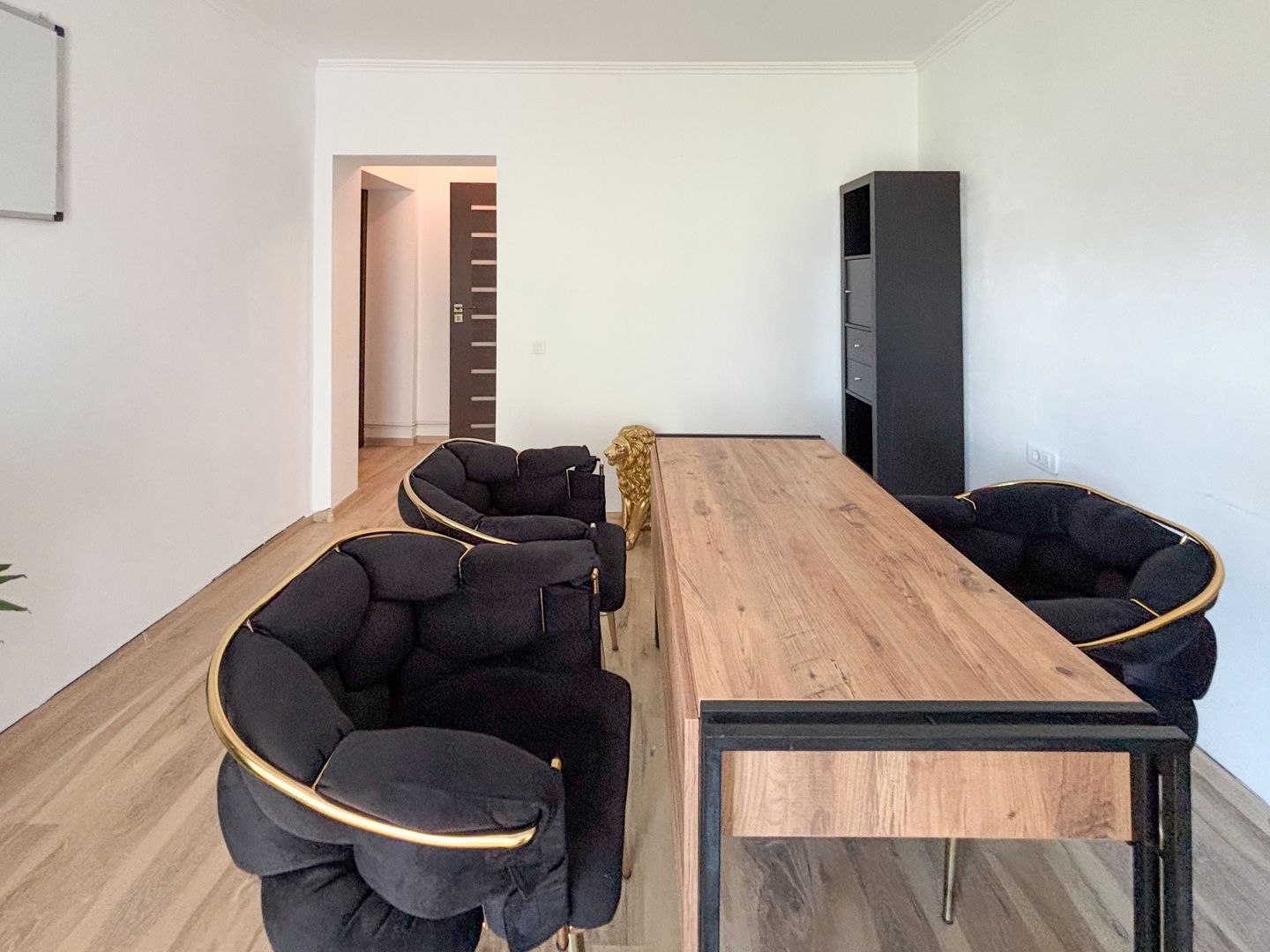 Chirie | Apartament 3 camere | Ultracentral | Metrou Piața Unirii - Poză 2