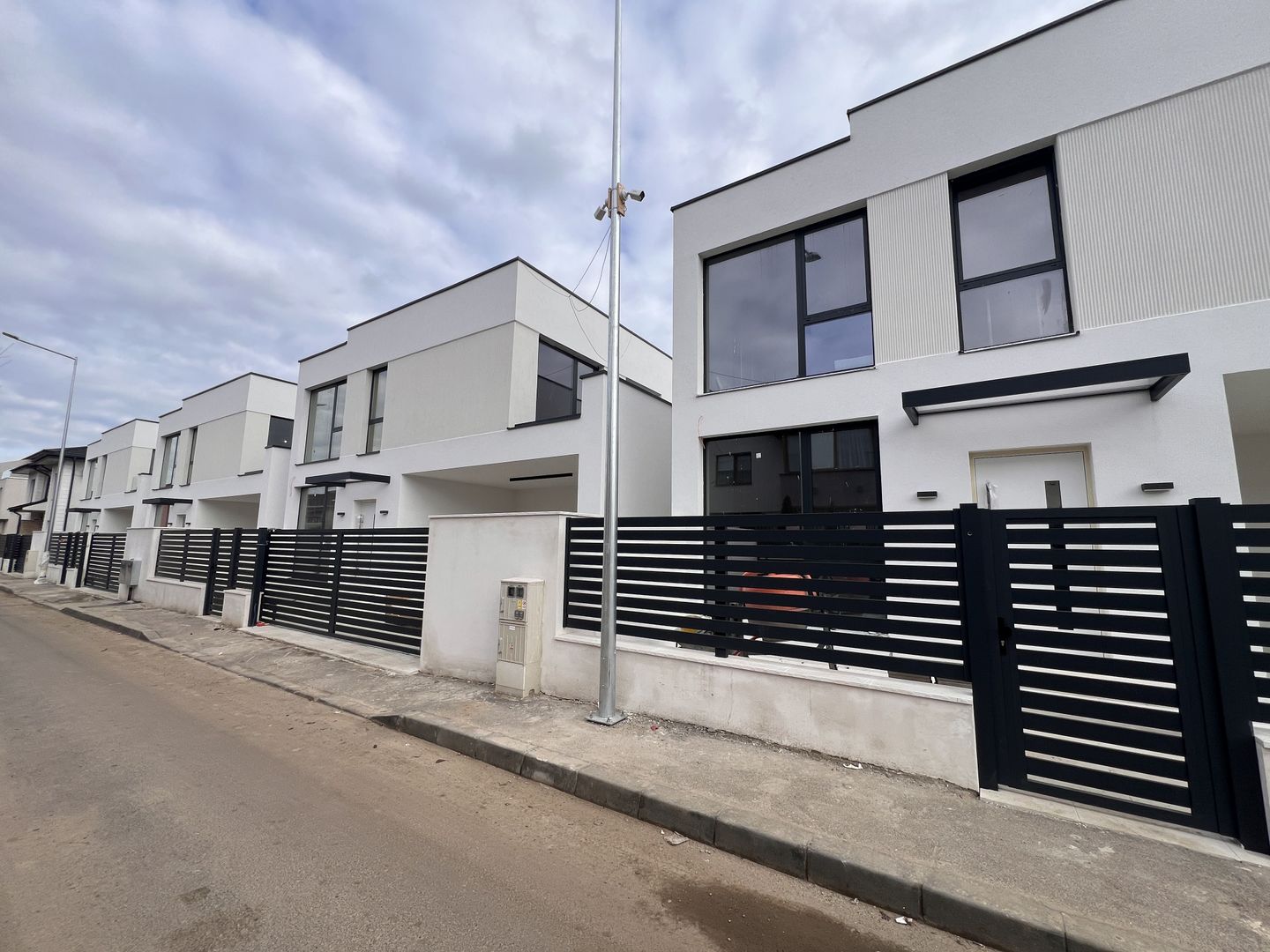 VILA INDIVIDUALA | STIL MEDITERANEAN | FINISAJE DE LUX | PIPERA - Poză 4