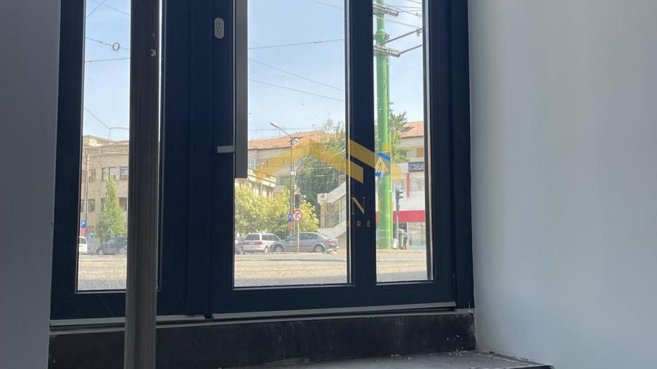 Spatiu comercial de vanzare in Piata Arenei-Boul Rosu - Poză 17