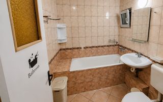 Apartament 3 camere renovat, complet mobilat – Zona Politehnica, Panoramic View - Poză 9