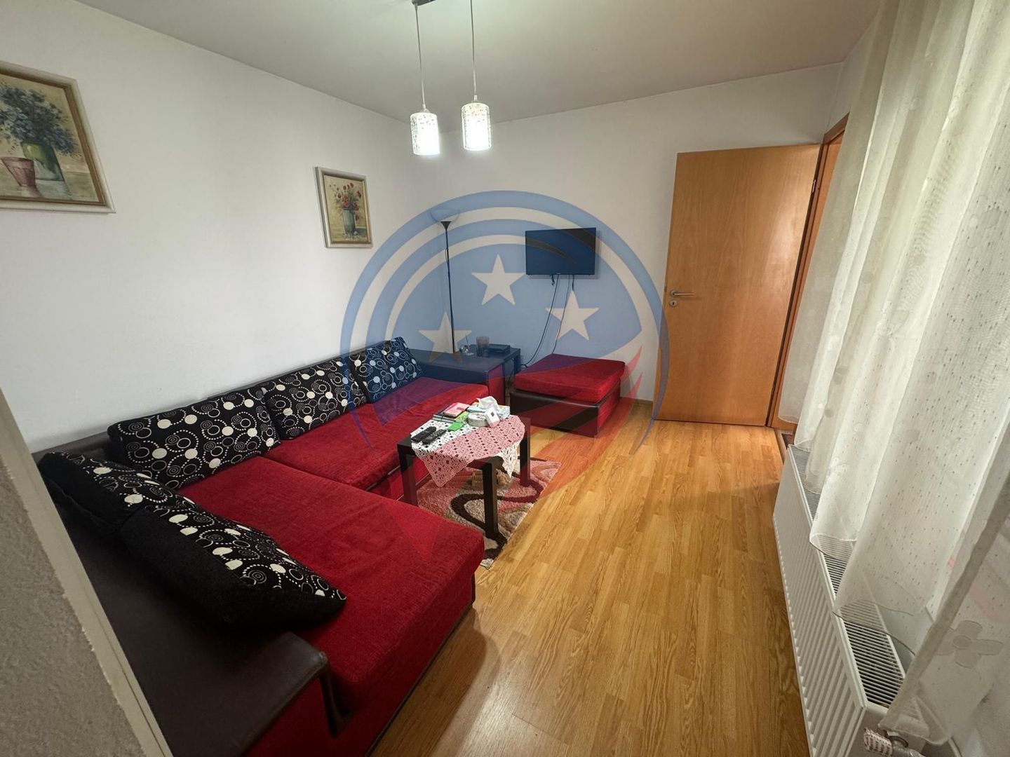 Casă cu 7 camere, în spatele stadionului - Poză 5