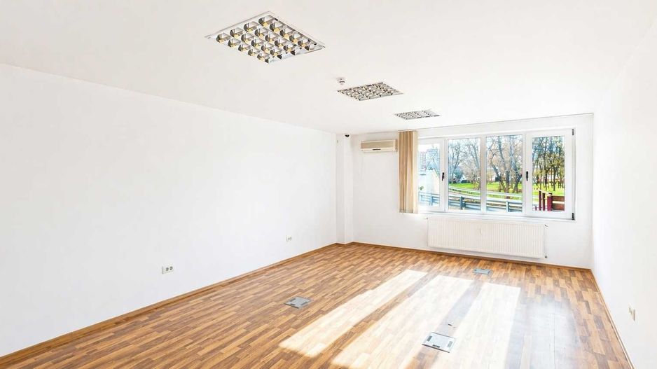 Apartament doua camere de vânzare Crangasi - Poză 3
