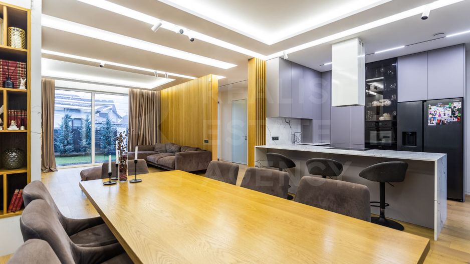 Vânzare, casă, 4 camere, Dumbrava - Poză 1