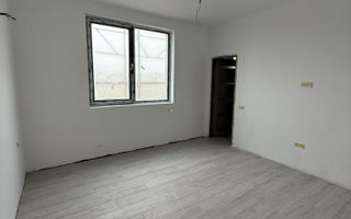 De vanzare complex de case in Comuna Berceni- strada  Miorita - Poză 5