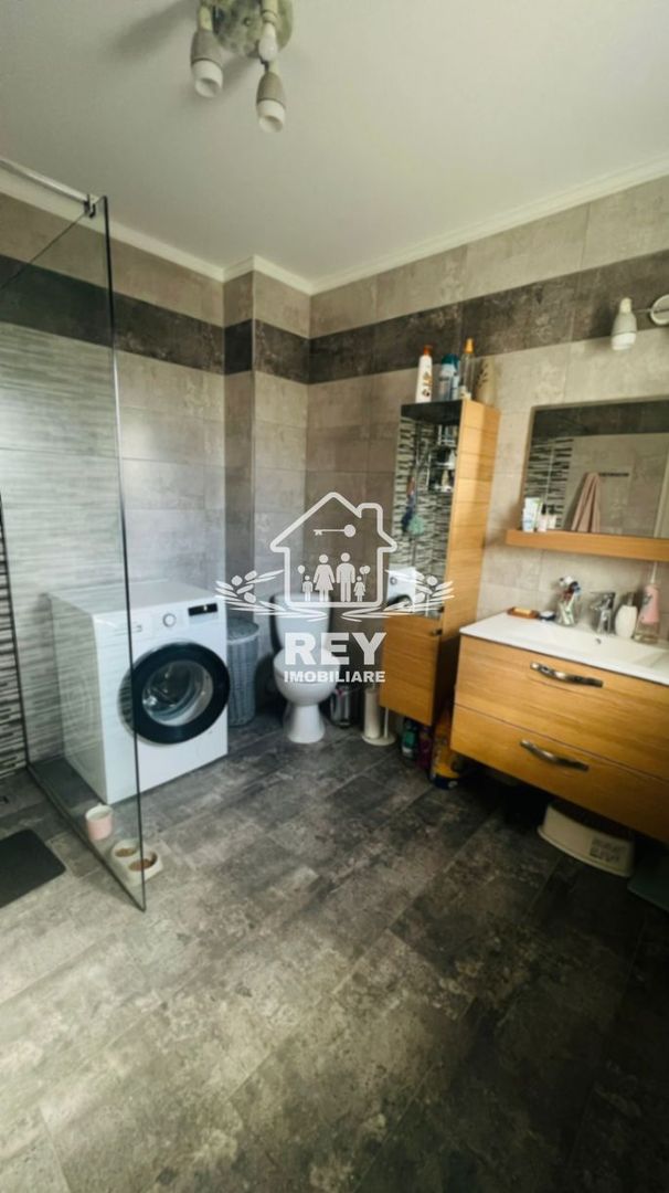 Triplex de vânzare în Șelimbăr 5 camere zona Triajului 3dorm-3băi-3P - Poză 18