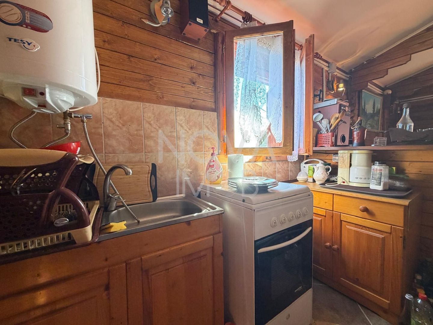 CASA DE VACANTA CU TEREN GENEROS, VALE – SALISTE - Poză 11