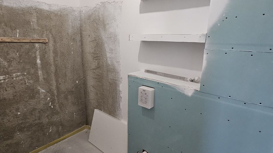 Garsonieră bloc deosebit Damaroaia - Poză 9