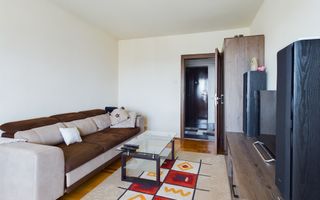 Apartament cu 2 camere renovat modern în Grădiște - Poză 4