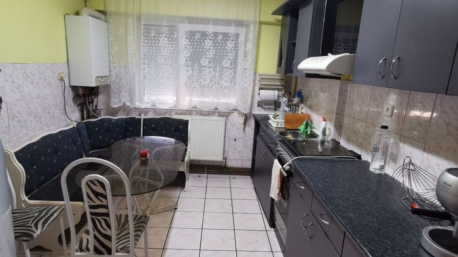 Apartament 4 camere M16 - Poză 1