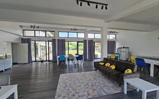 Pensiune 600 mp an 2023 si casa 130 mp teren 4600 mp zona V. Avrigului - Poză 12