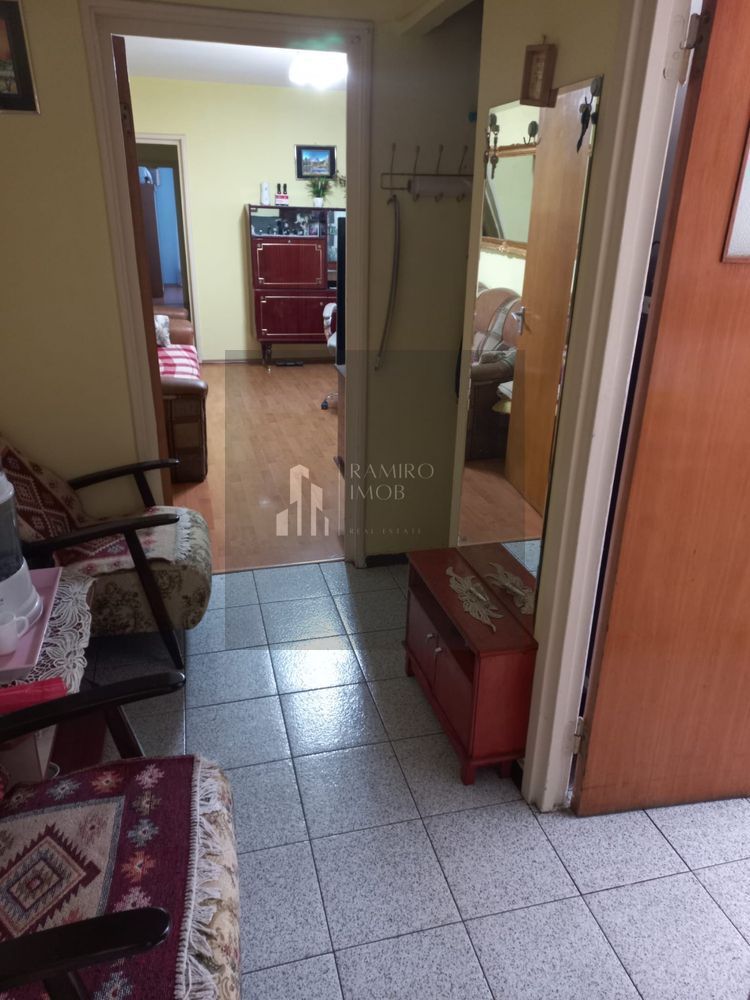 Apartament 3 camere, bloc 4 etaje, Berceni, 67mp - Poză 7