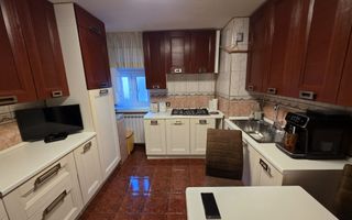 4 camere - etaj 1 - 94mp -mobilat-utilat- centrala - parcare - Teatru - Poză 8