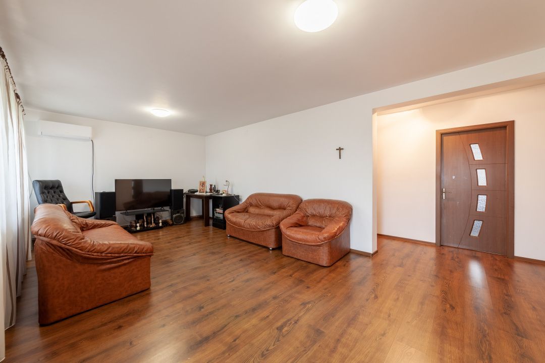 Casa in Albota, 3 dormitoare, curte 456 mp | Zona linistita, aproape de Pitesti! - Poză 2
