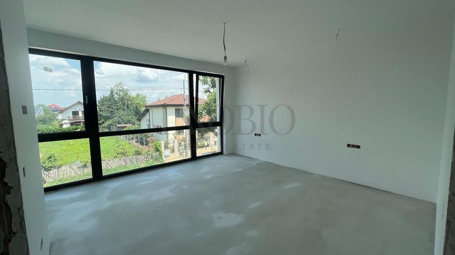 Vilă individuală modernă, P+1+M, cu curte generoasă  Tunari - Poză 12