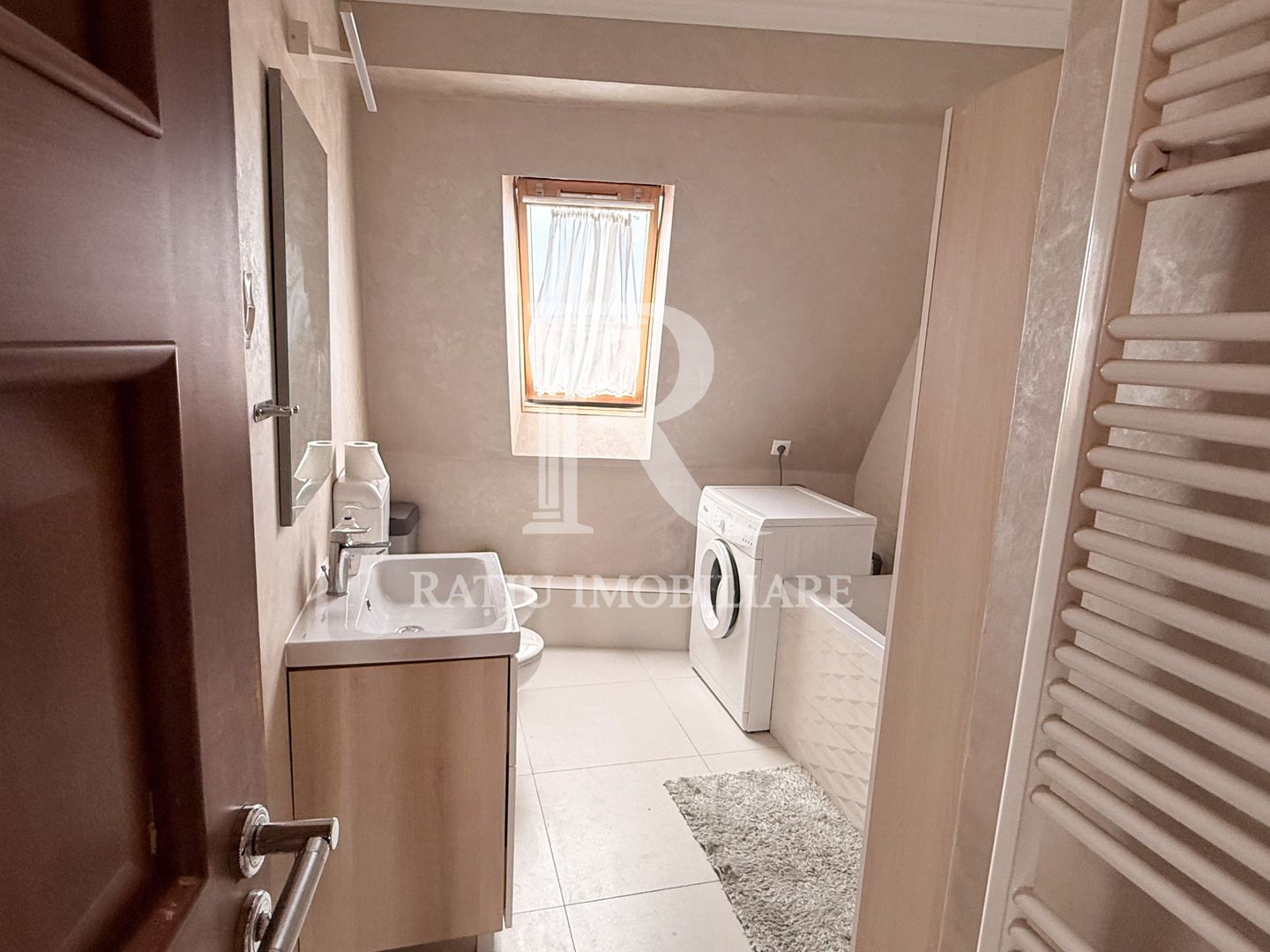 Apartament cu 4 Camere de Închiriat | Centru | Oradea - Poză 13
