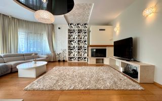 Vînzare Casă în 3 Nivele -Hlincea - 343 m.p. - Poză 7