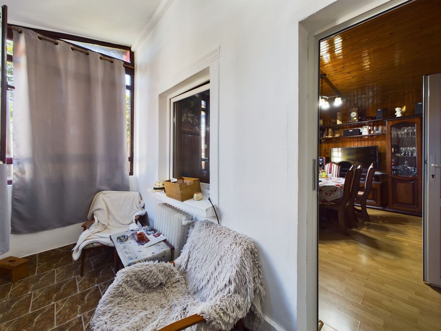 Casă individuală cu 4 camere, zonă centrală - Poză 19