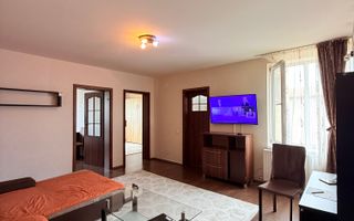 Apartament cu 3 camere decomandate / etaj intermediar - Poză 4