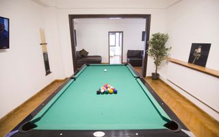 De vanzare Apartament cu 4 camere si dependite-  Ultra central- strada sepcari 9 - Poză 4