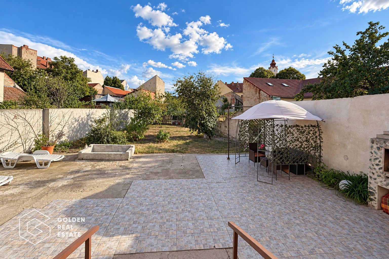 Casa individuala cu garaj si teren 556 mp, str Desseanu - Poză 20