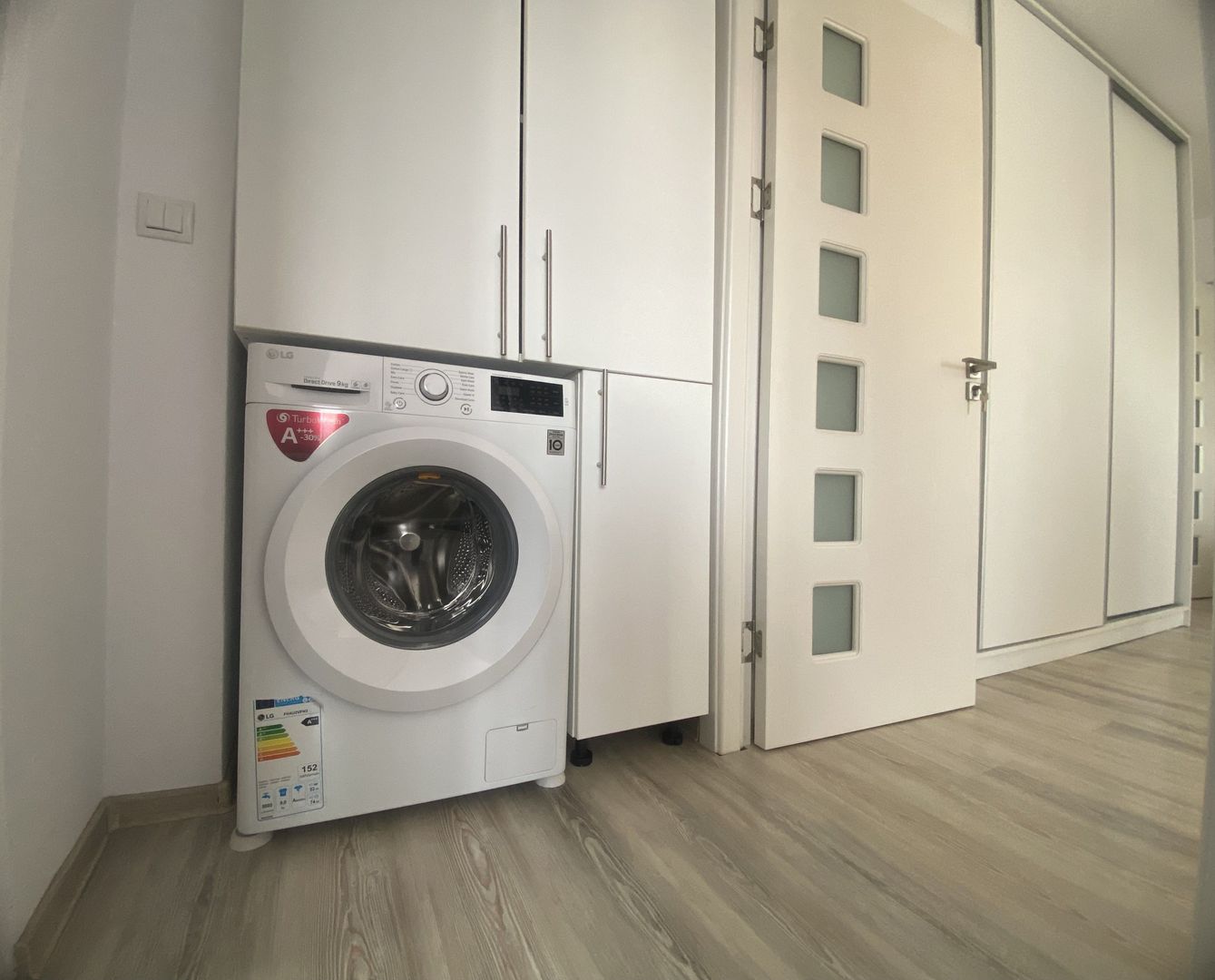 Mobilat si utilat! Vanzare apartament cu 2 camere-Targoviste-Micro 11 - Poză 12