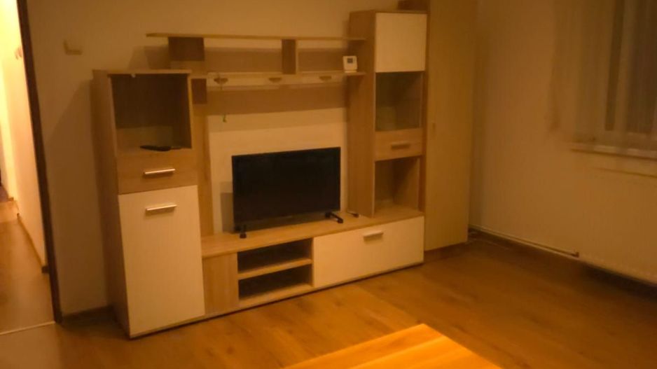 Apartament 2 camere zona Tractorul langa Piața - Poză 5