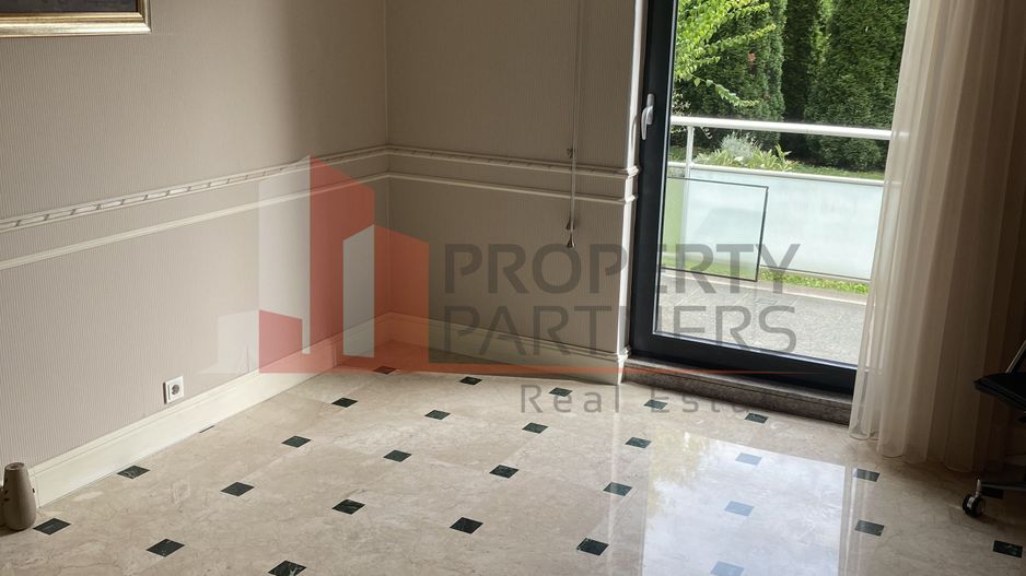 Apartament de lux langa ambasada SUA. - Poză 17