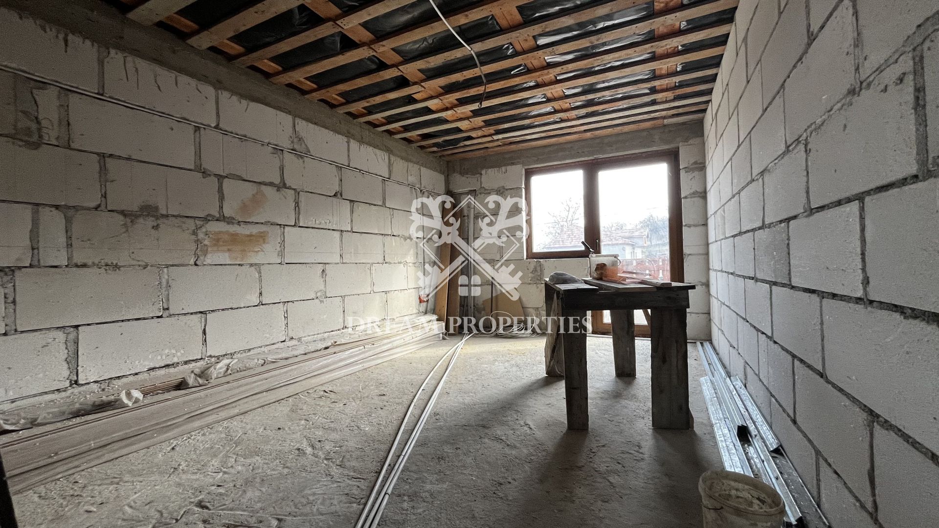 Casa individuala 6 camere, teren 700 mp, zona Dezmir - Poză 6