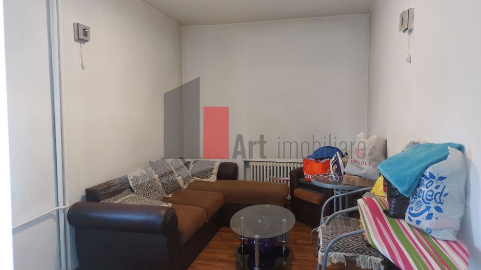 Apartamentul "SUPERMETO", pozitie foarte buna, amenajat - Poză 3