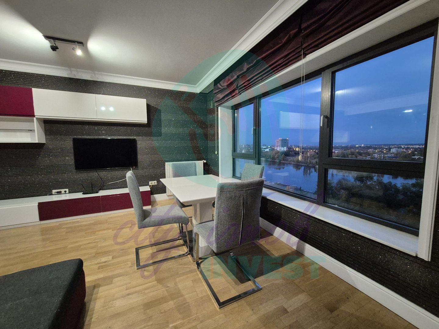 Inchiriere 2 camere cu vedere panoramica spre Lacul Tei - Poză 8