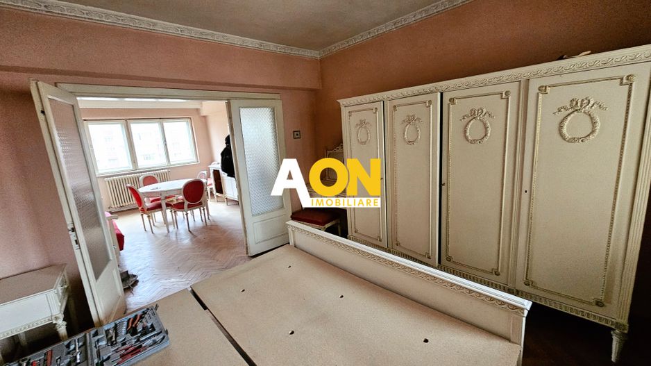 Apartament 3 camere decomandat, etaj 3, ultracentral - Poză 4