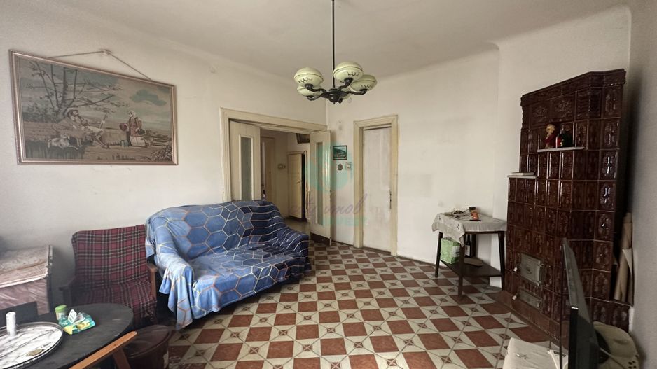 VILA cu 2 apartamente in apropiere de Piata Alba Iulia - Poză 8