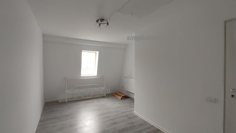 Renovat 2 camere Bd 1 Decembrie Sector 3 - Poză 2