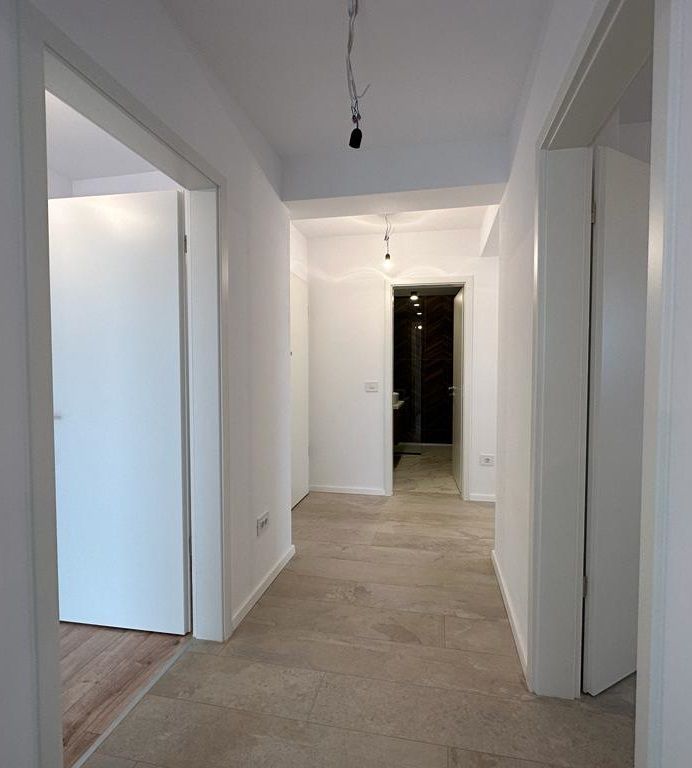 Vindem apartament 3 camere faza 5 Coresi Avantgarden - Poză 12