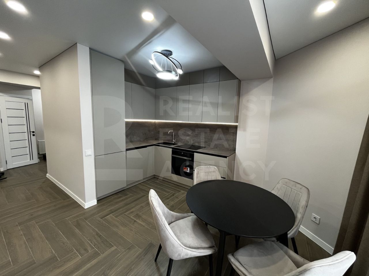 Vânzare, apartament, 4 camere, strada Ivan Zaikin, Centru - Poză 4