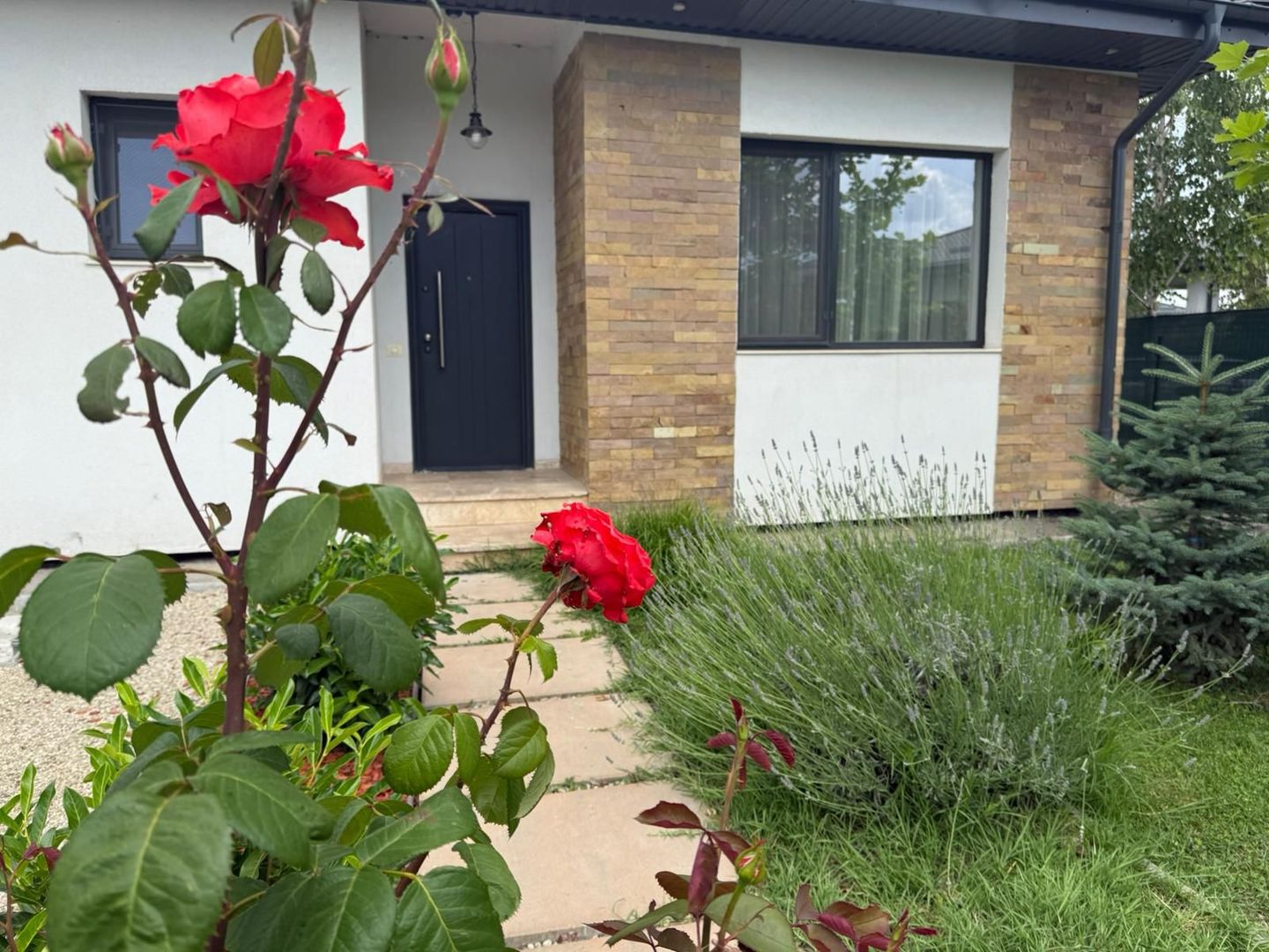 Live Surrounded by Nature *Beautiful Furnished Home in a Secure Gated - Poză 16
