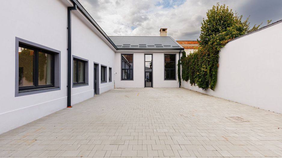 Prima inchiriere - Spatiu birouri 70 mp | Grup sanitar&Zona Chicineta - Poză 1