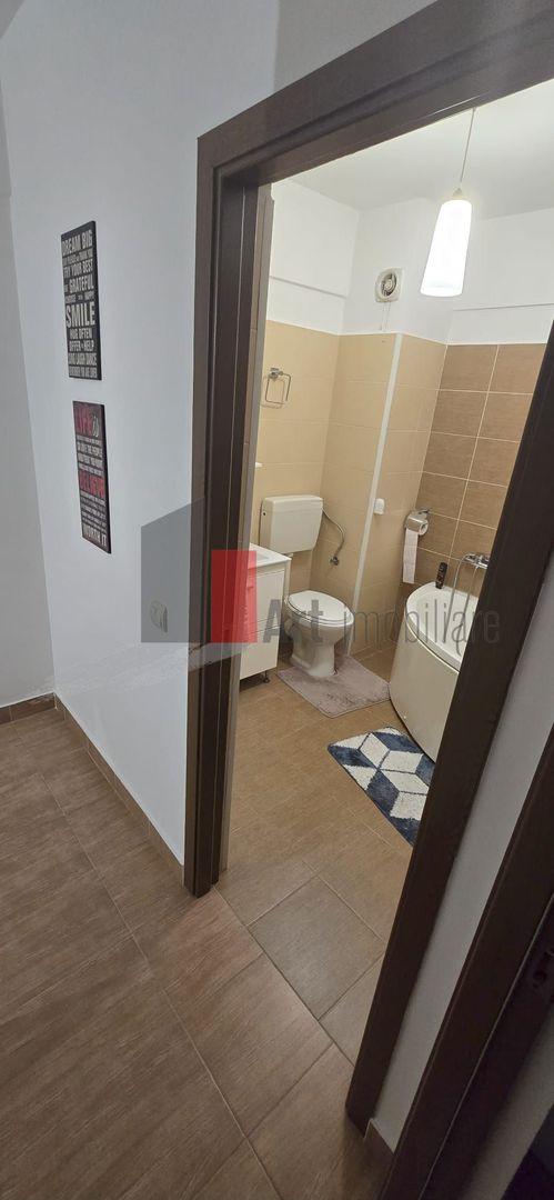Vânzare apartament decomandat 3 camere cu 2 băi și centrală Metalurgiei - Monaco - Poză 11