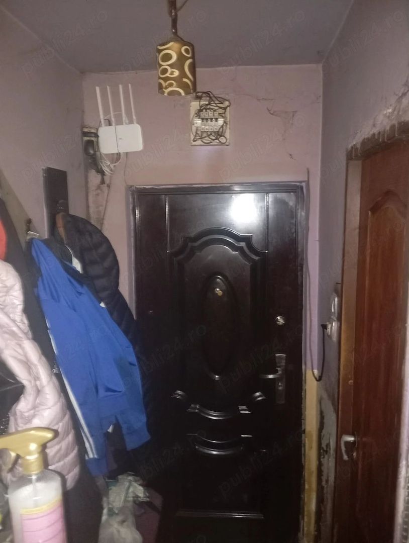 BRASADAS vinde ap 2 cam la PARTER in Solidaritatii. - Poză 2