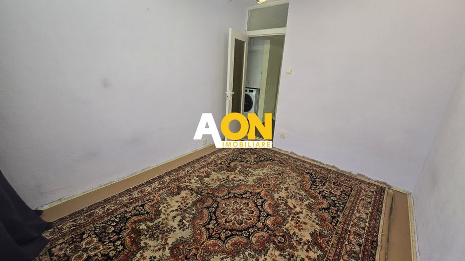 Apartament 3 Camere Decomandat Zona Cetate - Poză 9