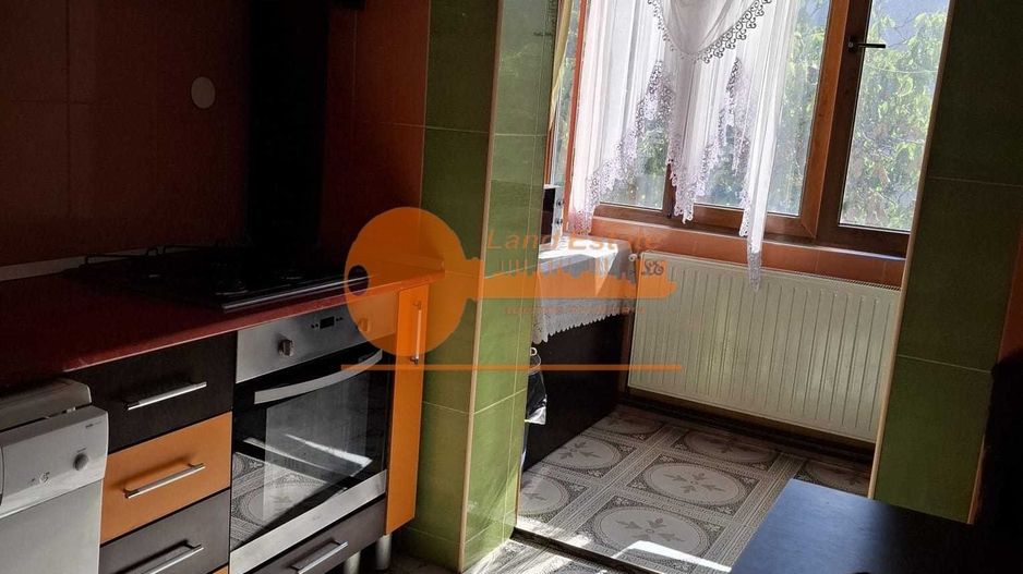 Apartament cu 3 camere in zona Pacii(Bloc Reabilitat-Centrala Proprie) - Poză 3