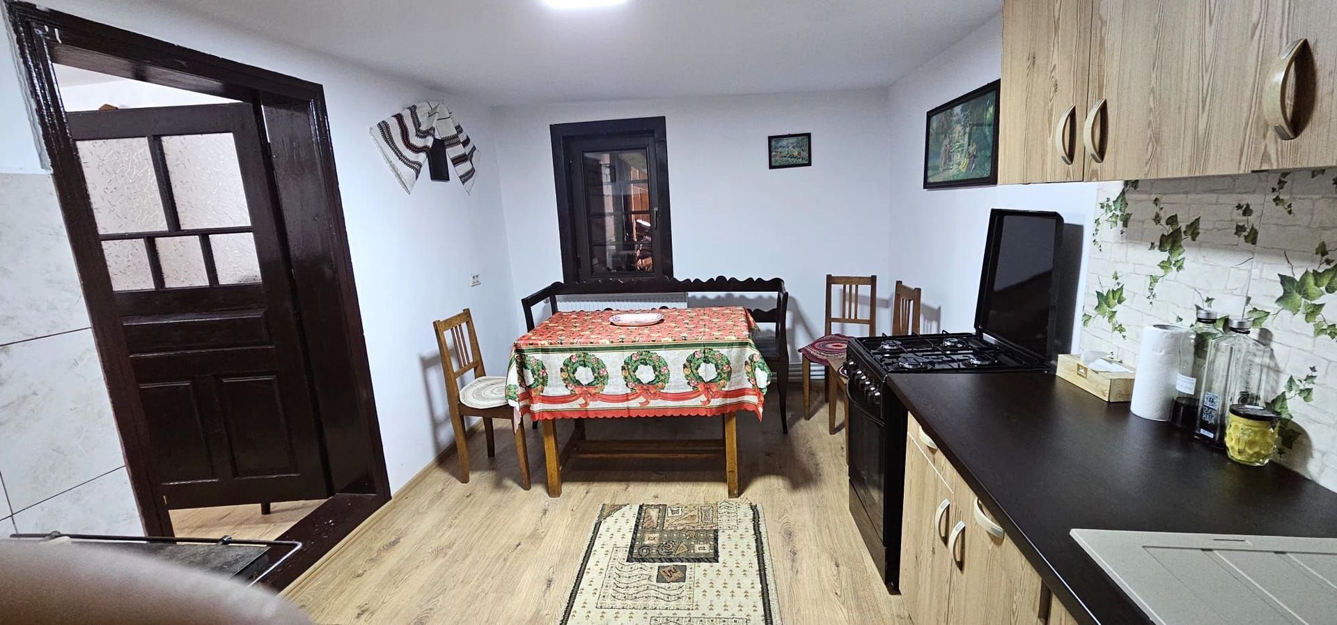 Cazare in Bucovina, Gura Humorului, 400 lei/noapte/toata casa - Poză 12