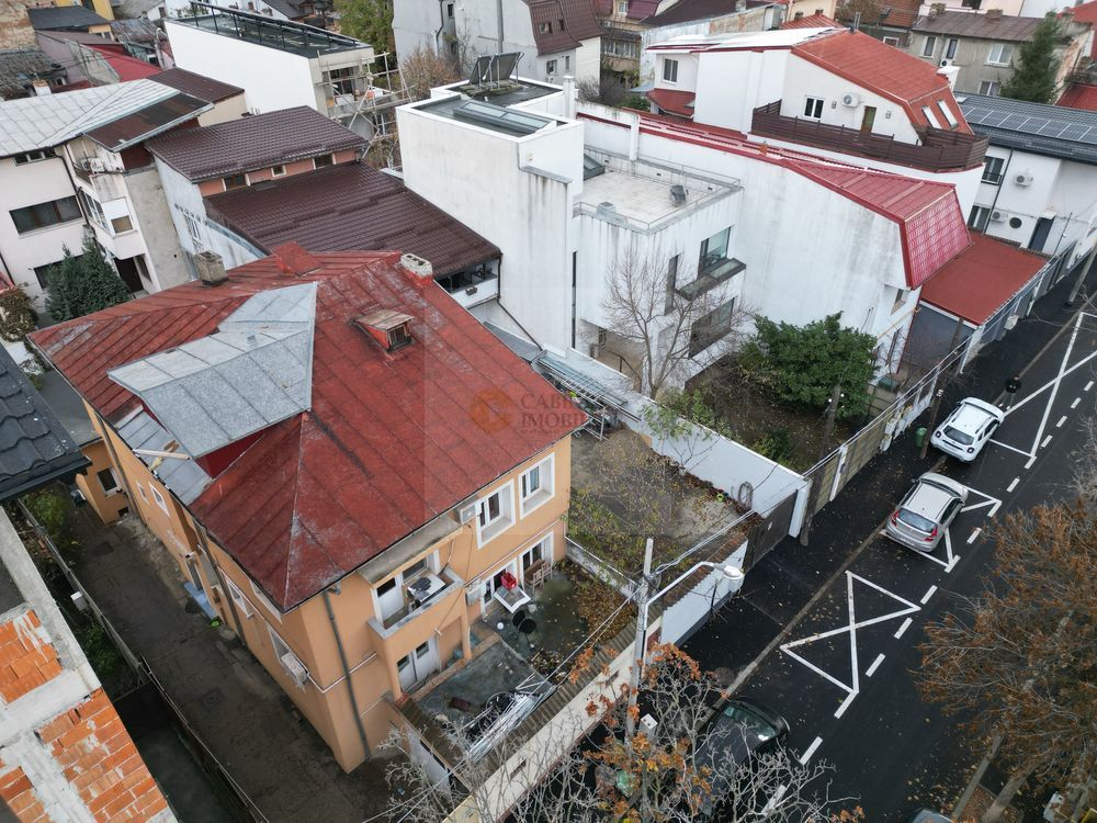 Vilă Modernă în Domenii, Aproape de Biserica Casin - Poză 2